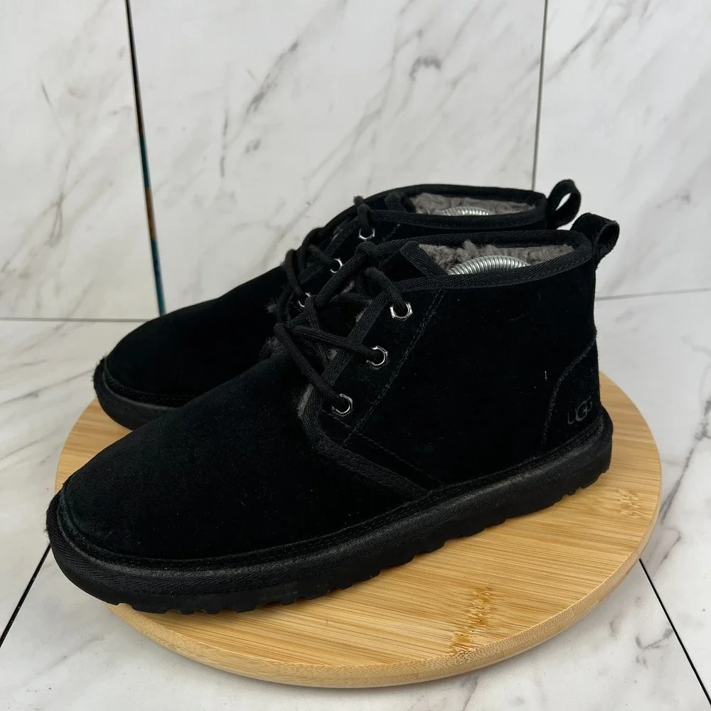 Ugg Neumel Mens Size 8 Black Suede Shearling Lined Chukka Boots Shoes